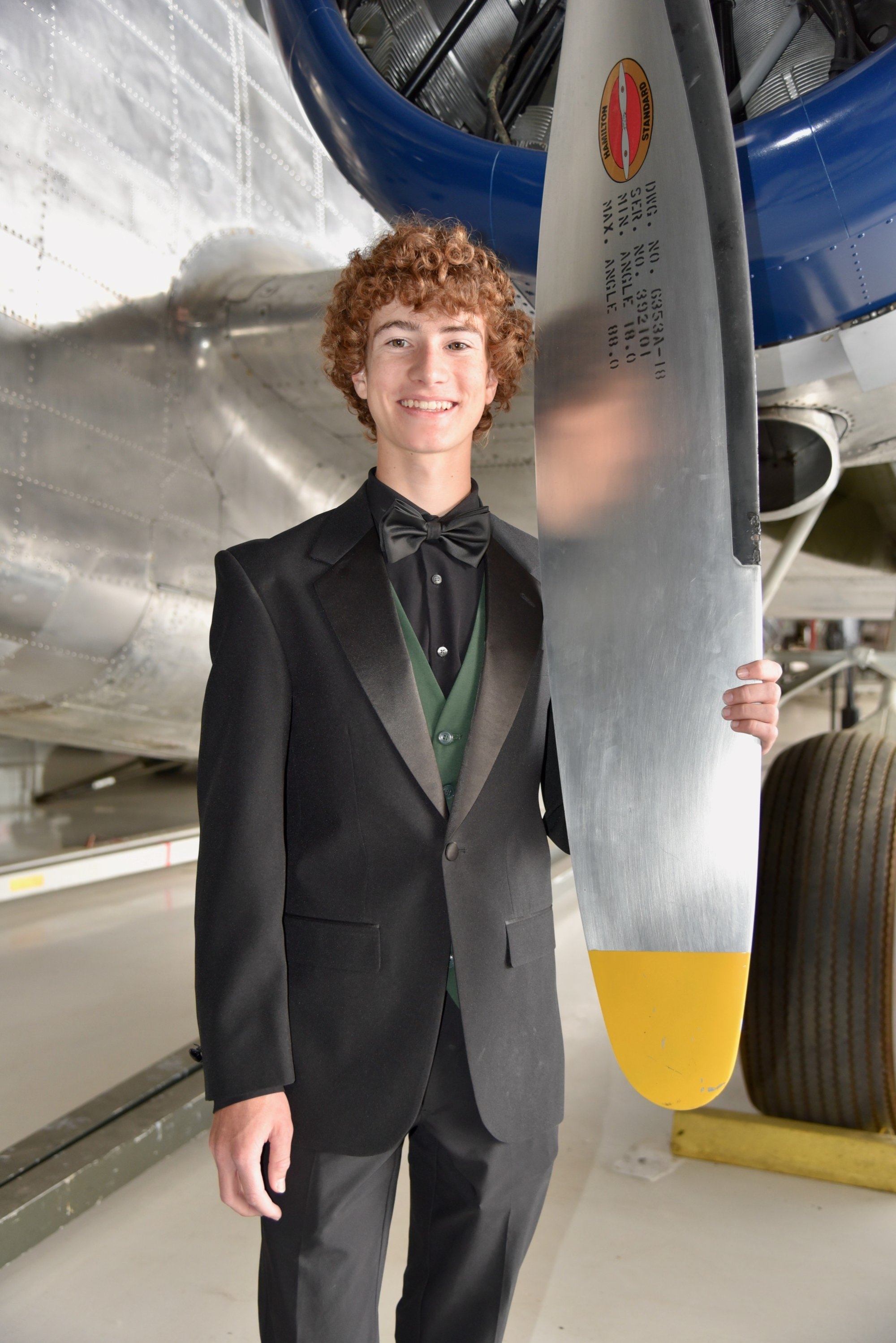 carousel-hero-element image-2