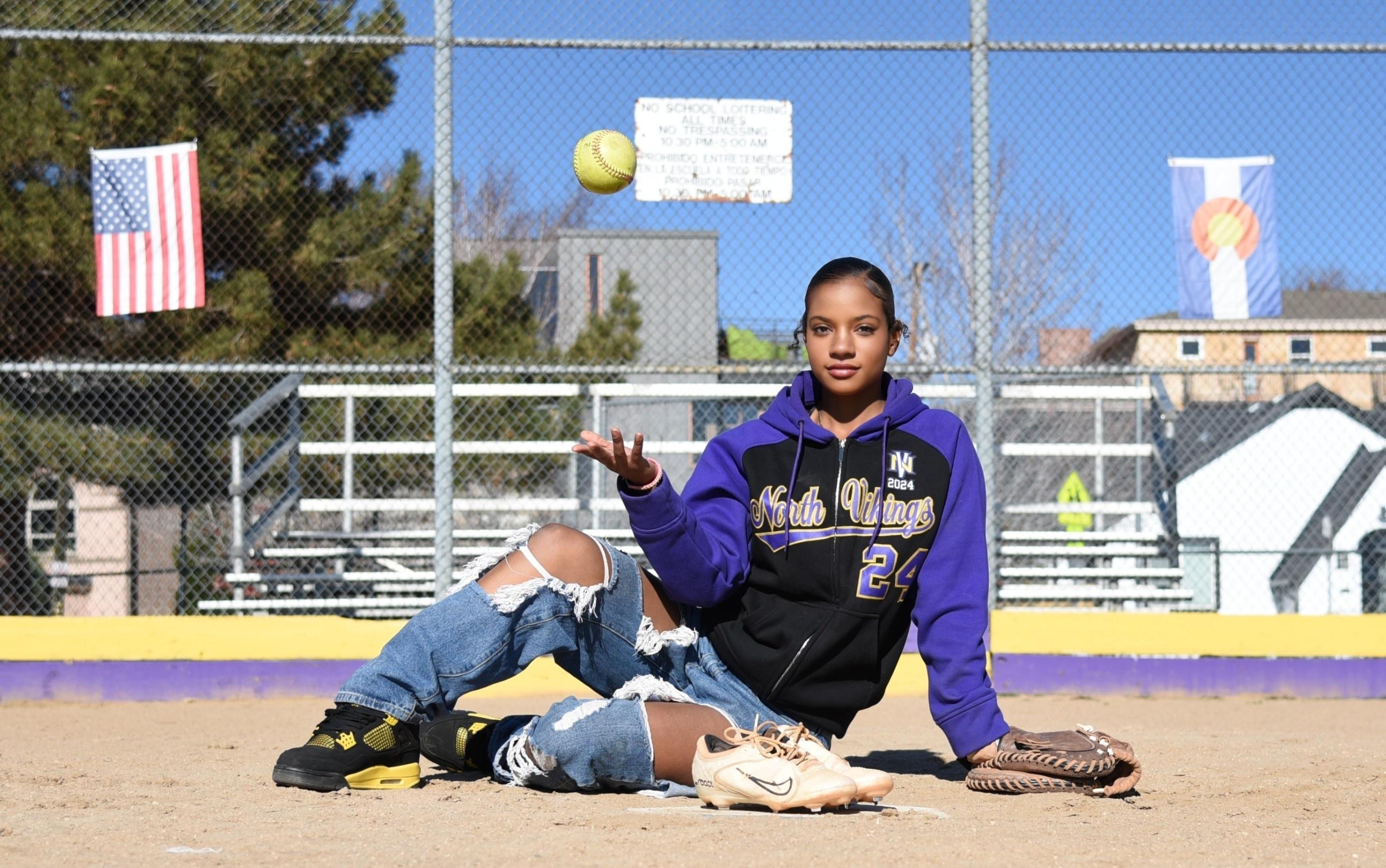 carousel-hero-element image-1